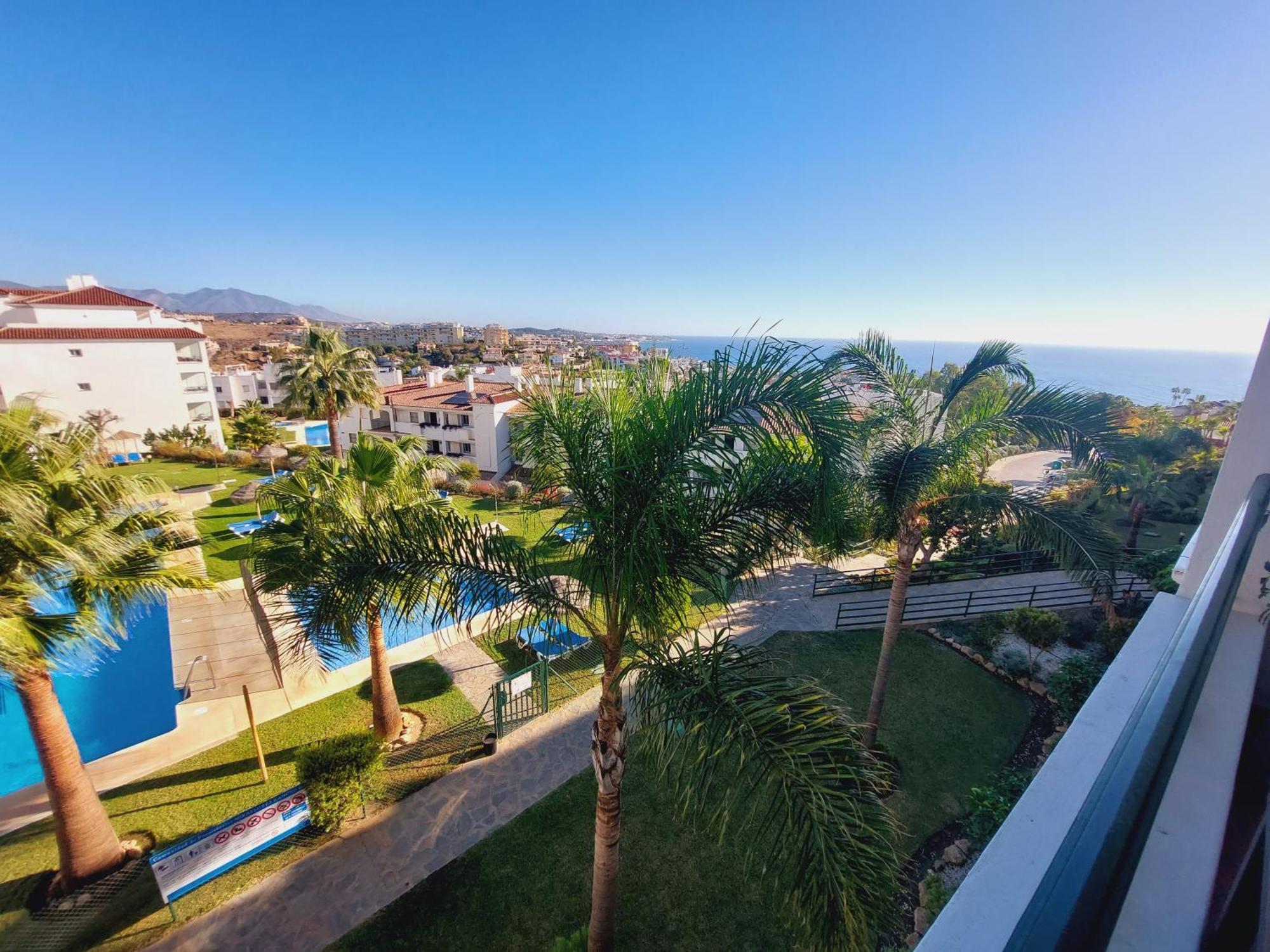 Beautiful Apartment Sea&Mountains Views La Cala De Mijas Dış mekan fotoğraf